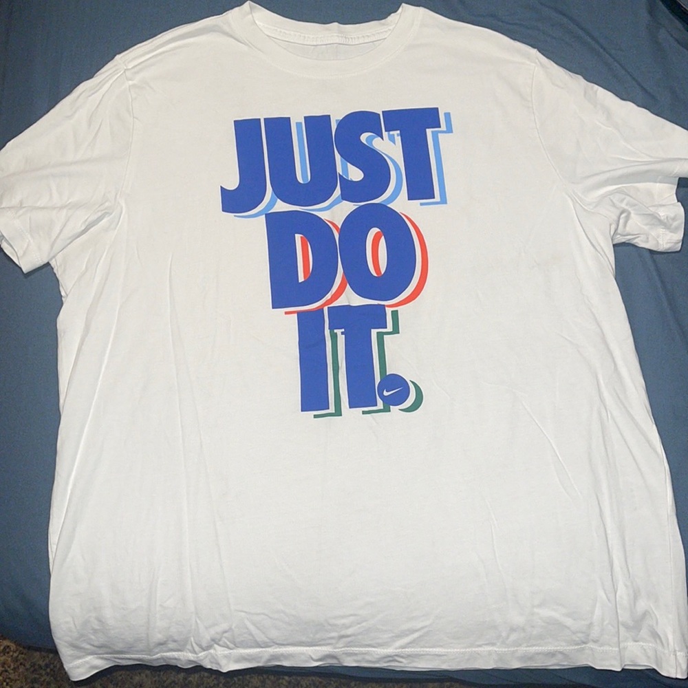 Nike tee shirt size XXL